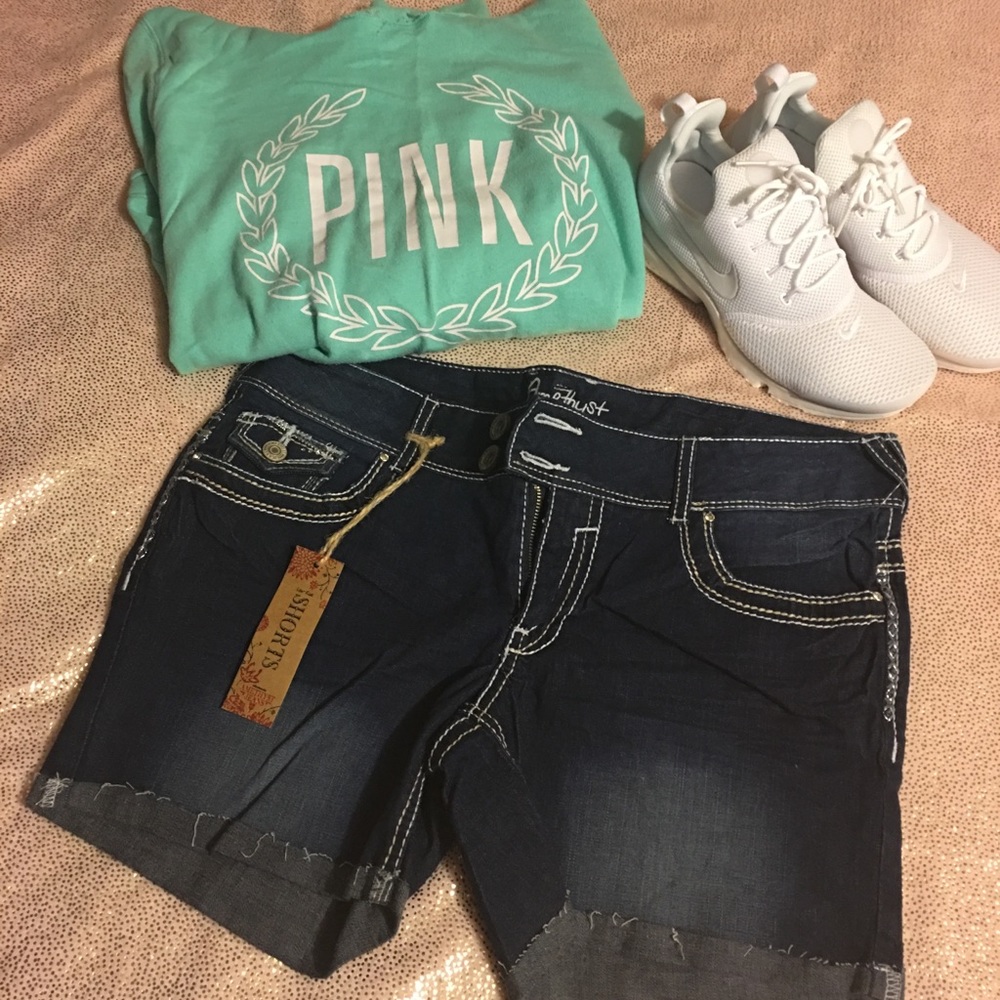 AMETHYST SHORT AND PINK SWEATSHIRT BUNDLE